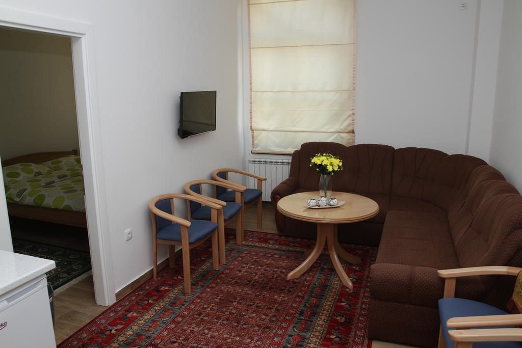 Apartments Ferhadija Banja Luka Extérieur photo