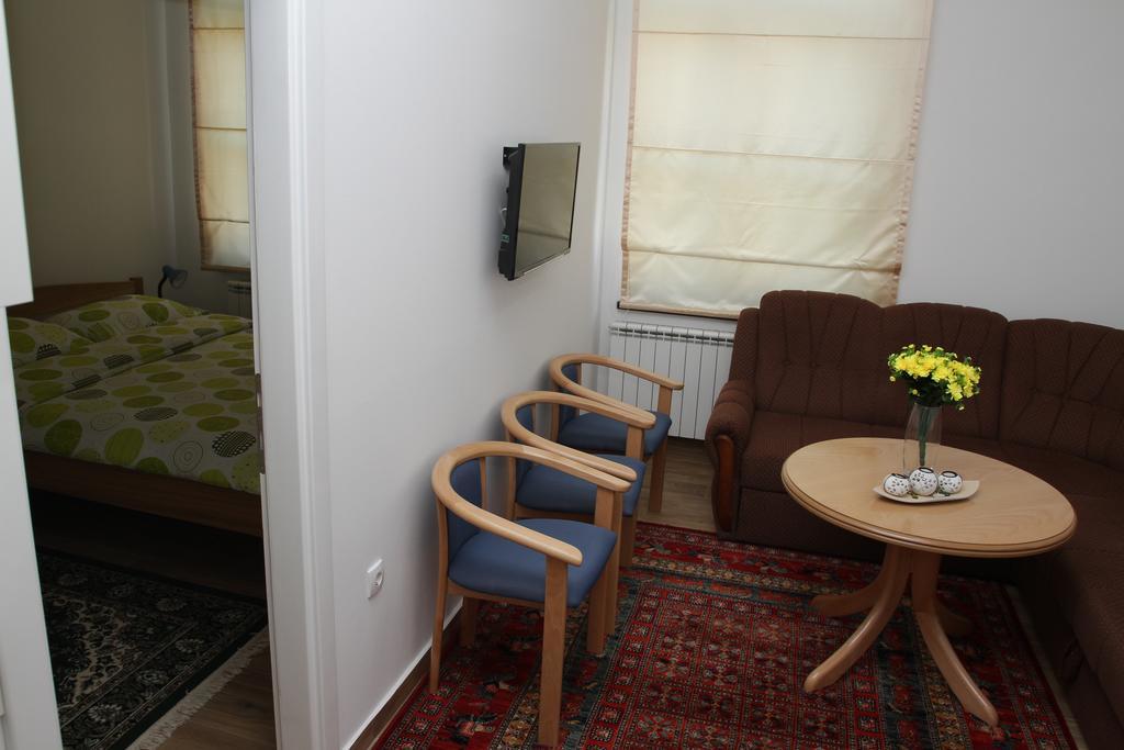 Apartments Ferhadija Banja Luka Extérieur photo