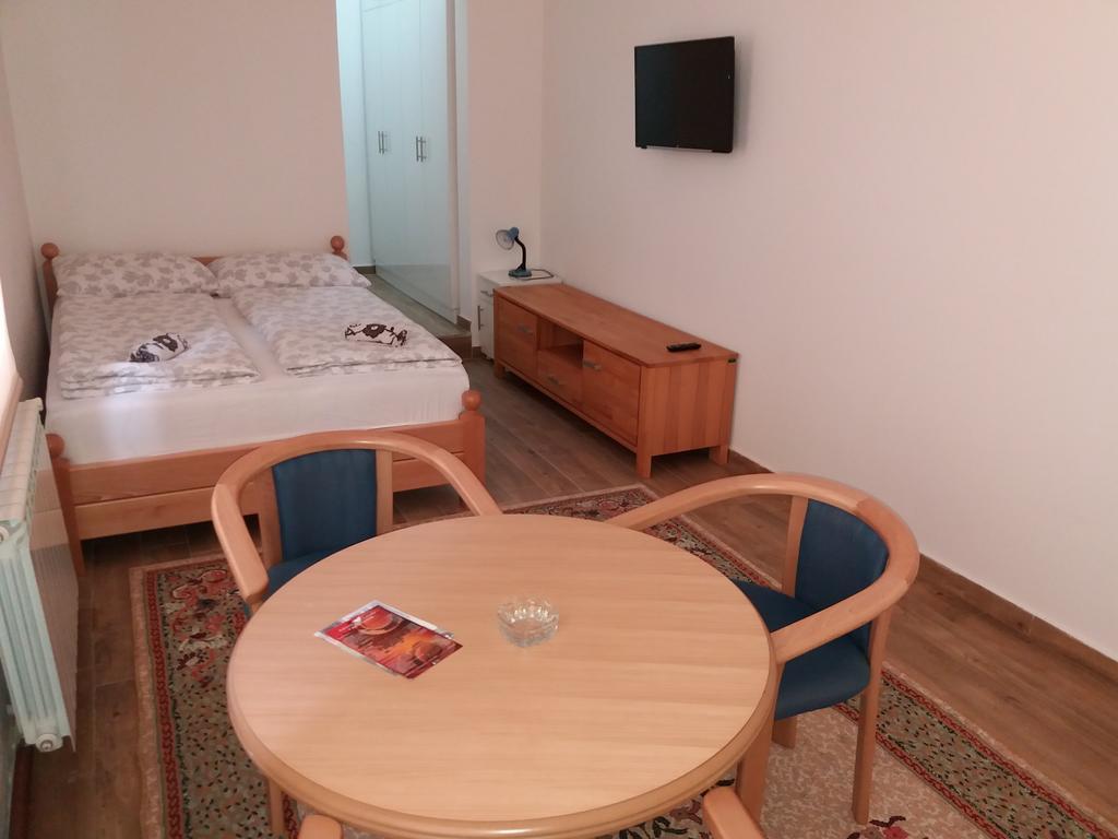 Apartments Ferhadija Banja Luka Extérieur photo