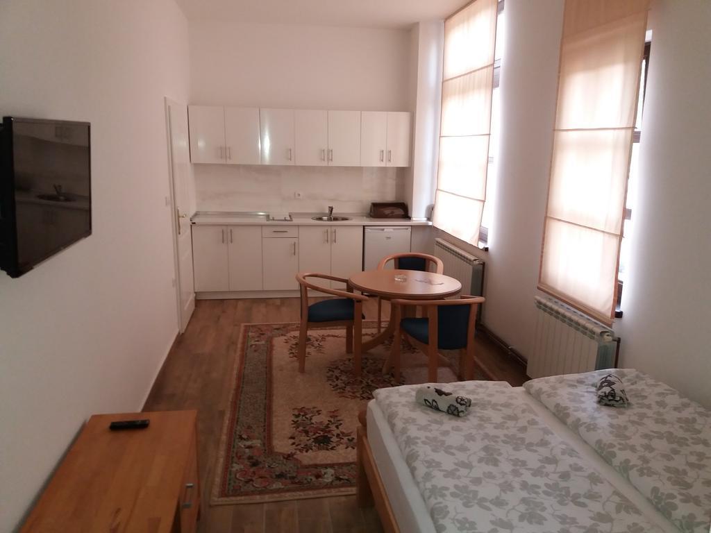 Apartments Ferhadija Banja Luka Extérieur photo